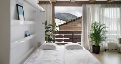 Ferienwohnung 'Suite Home Seefeld' mit Bergblick, Balkon und Wi-Fi