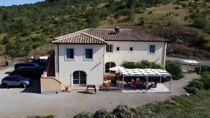 Front of property - Agriturismo In Campagna (Santa Fiora)