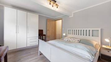 2 bedrooms, free WiFi, bed sheets