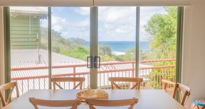 On Sea'Batical - Beachside Bliss – 2 Bedroom Apartment Just 50m from Main Beach