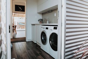 Interior - Serenity - Space for Everyone (Stieglitz)