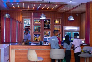 Bar (on property) - Fiesto Hotel and Suites Enugu (Enugu)