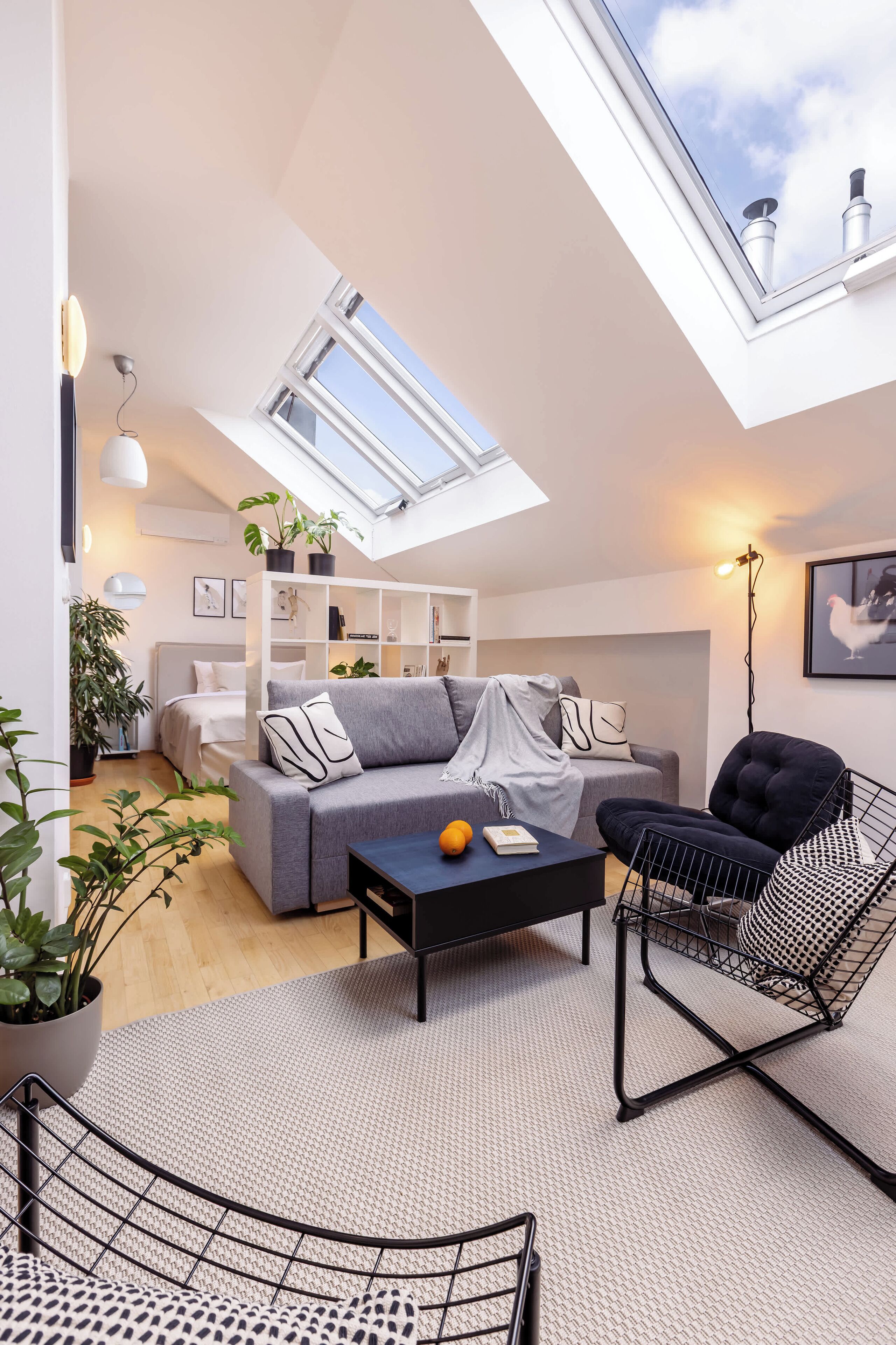 5 slaapkamers, een strijkplank/strijkijzer, reisbedje, wifi