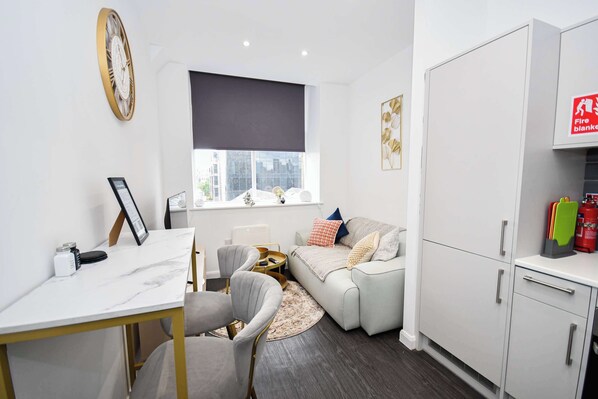 Fernseher, Arbeitsbereiche