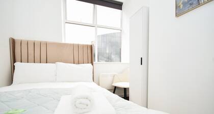 Modern & Compact 1 Bedroom Apartment in Bradford