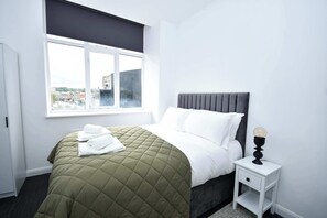 1 chambre, bureau, fer et planche Ă repasser, Wi-Fi