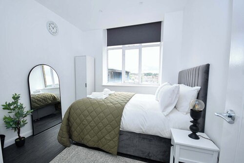 Fabulous Compact 1 Bedroom Apartment in Bradford