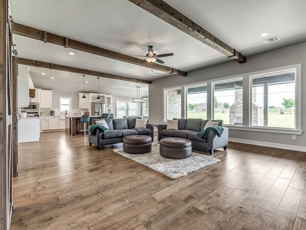 スマートテレビ、暖炉