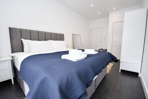 1 camera, una scrivania, ferro/asse da stiro, Wi-Fi