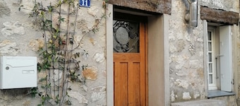 5-person house in a charming Haut Var village