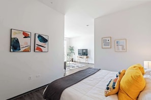 1 غرفة نوم ومكواة/لوح كي وسرير سفر وواي فاي مجانًا