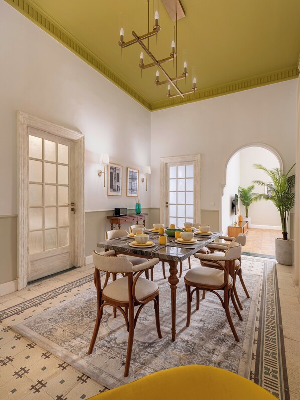 Restauration dans la chambre