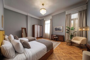 Premium bedding, in-room safe, individually decorated - Boutique Residence Layal-Lemon Spaces (Cairo)