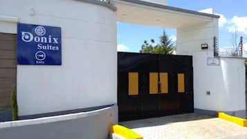 Entrada de la propiedad