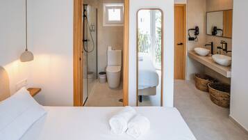 Deluxe Double Room, Pool View