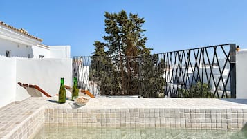 Habitación panorámica, 1 cama Queen size, alberca privada, vista a la ciudad | Alberca privada