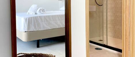 Deluxe Double Room, City View