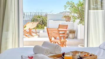 Panorama kamer, 1 queensize bed, privézwembad, uitzicht op stad | Kameruitzicht