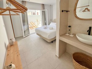 Doppia Junior, piscina privata | Biancheria da letto ipoallergenica, insonorizzazione
