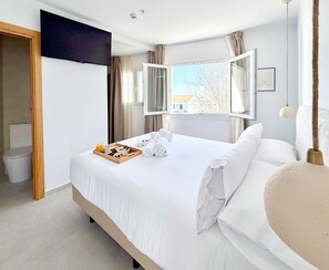 Deluxe Double Room, Pool View | Hypo-allergenic bedding, soundproofing, iron/ironing board, free WiFi -  Hotel Boutique Maram - Adults Only (Vejer de la Frontera)
