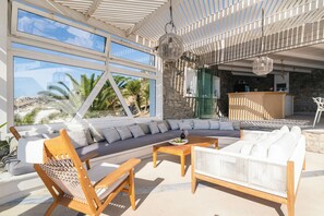 المنطقة المحيطة بالمنشأة