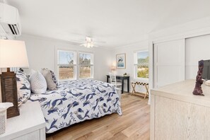 4 bedrooms, desk, WiFi, bed sheets