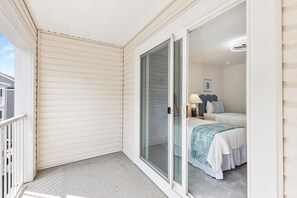 3 quartos, ferros/tábuas de passar roupa, Wi-Fi, roupa de cama