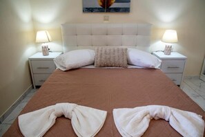 2 chambres, fer et planche à repasser, Wi-Fi gratuit, draps fournis