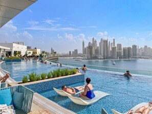 1 bedroom - Seven Palm - 1421 Studio (Dubai)