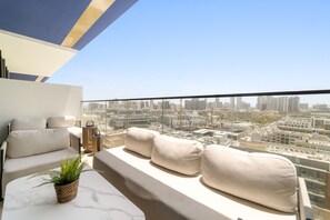 Apartment | 1 bedroom - Binghatti Corner - 815 1BD (Dubai)