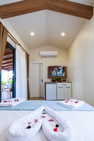 双人房, 泳池景观 | 客房景观