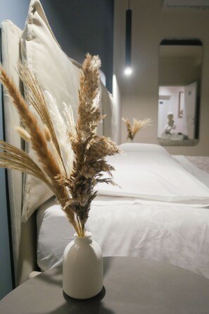 1 bedroom, WiFi, bed sheets - Bed rooms in the historic center "Tersikore" (Agrigento)