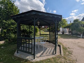 Ulkoruokailutilat