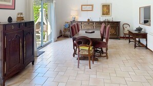 Dining - 6-room Villa, 9 ppl, 50m to beach with Wifi (Jullouville)