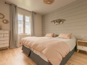 4 bedrooms, free WiFi