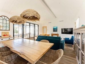 Dining - Modern house with enclosed garden for 4 ppl (Le Bois-Plage-en-Ré)