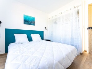 3 bedrooms, free WiFi - Modern house with enclosed garden for 4 ppl (Le Bois-Plage-en-Ré)