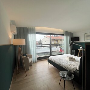 1 bedroom, WiFi, bed sheets - Vila Camélia - Suite Paixão with private terrace (Porto)