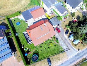 Exterior - Modern family apartment with covered terrace and playground (Heringsdorf)