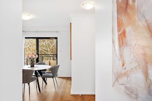 Dining - Stylish 2BR Urban Retreat (Perth)
