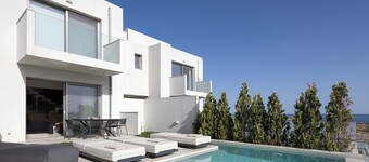 Dea Luna Villa II, Heated Pool & 5* Resort Access
