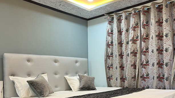 Deluxe Room, City View | City view - Universal Comfort Guest House (Kargil)
