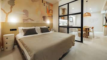 Superior Apartment, Courtyard View (Loft 4) | 1 bedroom, desk, laptop workspace, blackout curtains