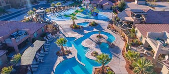 Entire Home Paradise Pools 2 King Suites