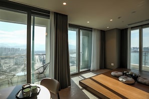 Presidential Suite | Living area