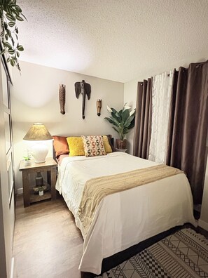 Deluxe Double Room, Balcony, Courtyard View