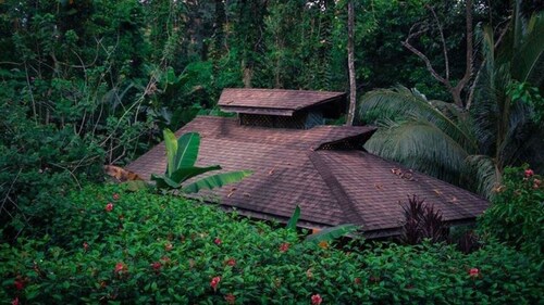 Wild nature - 300 m from the beach 5 person house.