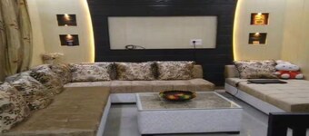 Modern Apartment with Kitchen & Wi-Fi – Perfect for Work & Relaxation
