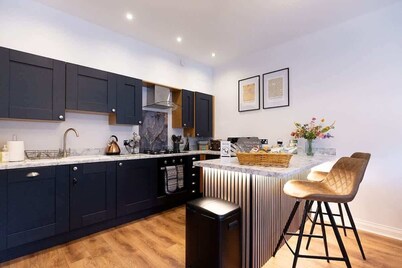 The York House Luxury Apartment
