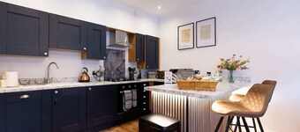 The York House Luxury Apartment